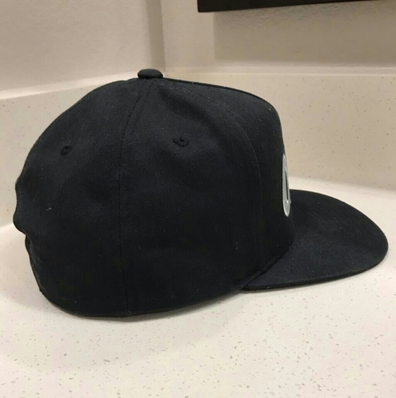 💥OBEY💥 - Picture 5 of 6